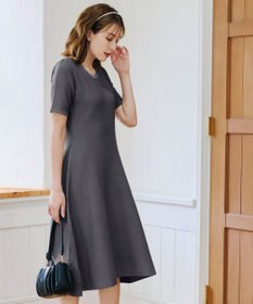 Tiaclasse 【洗える】クルーネック半袖ニットフレアワンピース
