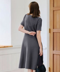 Tiaclasse 【洗える】クルーネック半袖ニットフレアワンピース