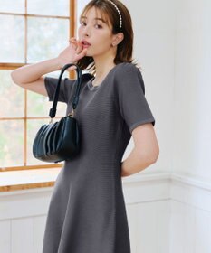 Tiaclasse 【洗える】クルーネック半袖ニットフレアワンピース