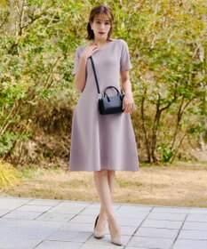 Tiaclasse 【洗える】クルーネック半袖ニットフレアワンピース