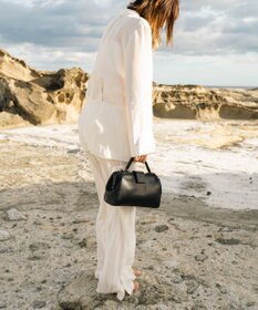 Atelier nuu 日本製 国産レザー parcel ナノダレス ショルダーバッグ