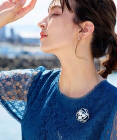 Tiaclasse 3粒パールブローチ