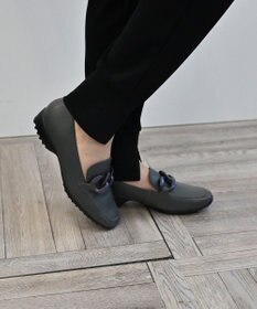 Pointer 【石岡真実さん着用】日本製 本革超軽量チェーンモチーフローファー