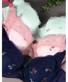 WACOAL 【小顔ブラ】 ブラジャー バストボリュームをコンパクトにメイク しっかり脇押さえ レディース BED403 /ワコール