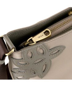 IBIZA ディアリオ　ナイロン　ショルダーバッグ