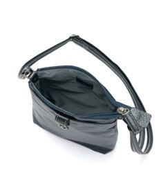 PELLE BORSA ポシェット Alive アライブ 4452