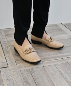 Pointer 【石岡真実さん着用】日本製 本革超軽量チェーンモチーフローファー