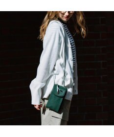 UNBILLION ペルケ perche / 牛革シュリンクタイプモバイルウォレットショルダー　旧8660