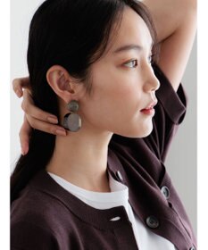 Te chichi オーバルモチーフピアス《2026 SUMMER LOOK item》