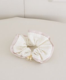 Maison de FLEUR ツイードリボンシュシュ