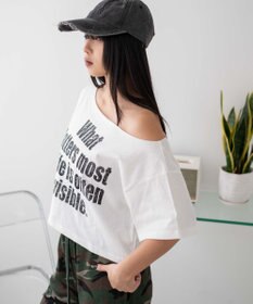 WEGO グラフィックオフショルショートT