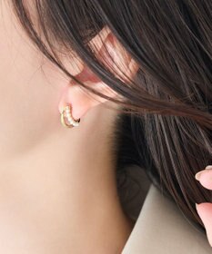 Phoebe 〈アレルギー対応〉プチパールダブルフープセラミックピアス　ゴールド