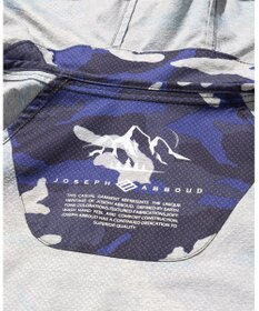 JOSEPH ABBOUD MOUNTAIN 【ストレッチ/軽量/撥水/ポケッタブル】エンボスカモフラージュ パーカー