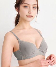 WACOAL 【小さく見せるブラ】 シンプル ブラジャー 着やせ効果 コンパクトにメイク バストの突出をおさえる 背中の段差を軽減 大きいサイズ レディース BRB452 /ワコール