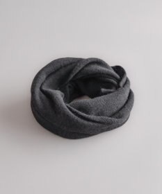 AND WOOL 〈上質な素材と手仕事から生まれた優しいニット〉カシミヤ100%のスヌード