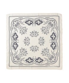 earth music&ecology ボタニカル柄スカーフ（70 ×70）