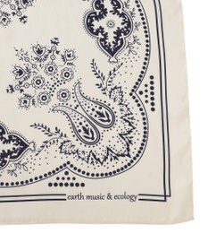 earth music&ecology ボタニカル柄スカーフ（70 ×70）