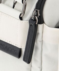 Y'SACCS 【ムック本掲載】クリンクルナイロン　ダブルポケットショルダー