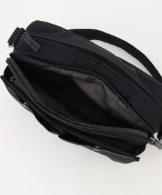 Y'SACCS 【ムック本掲載】クリンクルナイロン　ダブルポケットショルダー