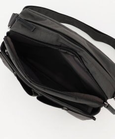 Y'SACCS 【ムック本掲載】クリンクルナイロン　ダブルポケットショルダー