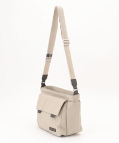 Y'SACCS ダブルタブ　トラベルショルダーバッグ