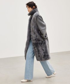 BEIGE， DANDEL / ミドル丈ムートンコート