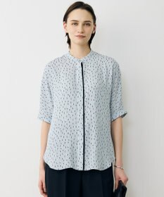 ICB L 【先行予約・WEB限定カラーあり】BackSatinAmunzen 5分袖バンドカラーブラウス