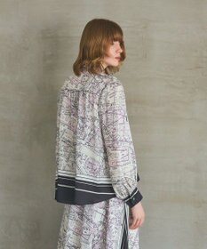 GRACE CONTINENTAL パリスカーフプリントブラウス