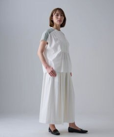 muuc 〈遠州織物の工場で織られた上質な涼しいコットン生地〉イラカ刺繍 フロントタック フレンチスリーブ ブラウス