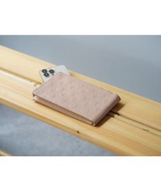 MIYABIYA La quoh with kirakaracho 南蛮七宝エンボスレザー モバイルケース