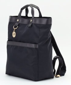 LA BAGAGERIE チャーム付き　ナイロンスクエアリュック