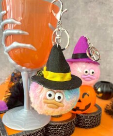 WEGO まじょまじょモンスターぬいぐるみキーホルダー