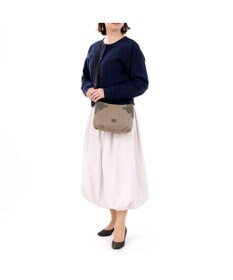 IBIZA ディアリオ　ナイロン　ショルダーバッグ