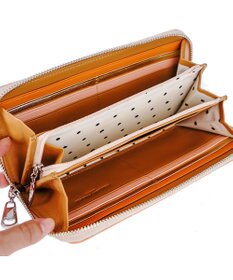 tsumori chisato CARRY コスタリカカエル ラウンドファスナー長財布 【かわいいプリント柄＆刺繍テクニック】