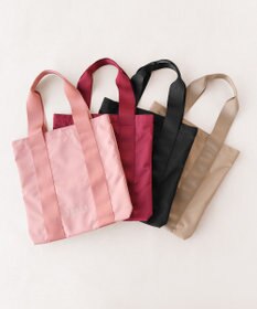 TOCCA 【アップサイクルコサージュ付き・美香＆Lovécoコラボ・数量限定・A4サイズ対応】FLOWER IN HEART BAG バッグ
