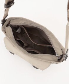 Y'SACCS ダブルタブ　トラベルショルダーバッグ