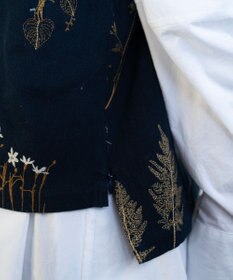 muuc ボタニカル刺繍ベスト