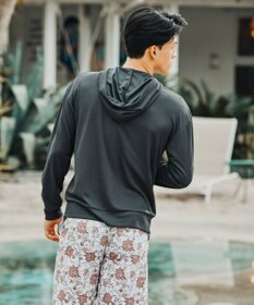 San-ai Resort（三愛水着楽園） ★新色ブルー入荷【UPF50＋】　ユニセックス　サーマルラッシュパーカー　S・M・L　【Reir（レイール）】