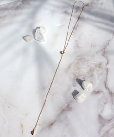 Tiaclasse 涙型ラリエットネックレス