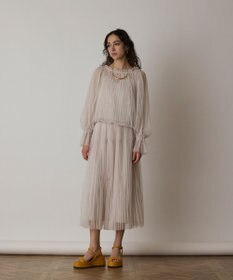 GRACE CONTINENTAL チュールプリーツトップ
