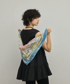 GRACE CONTINENTAL チェーンベルトシルクスカーフ