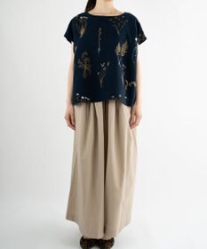 muuc ボタニカル刺繍ゆったりプルオーバー〈国産・綿100%天然素材〉〈フリーサイズ〉〈3シーズン〉〈繊細な草花刺繍・大人ナチュラル上質服〉