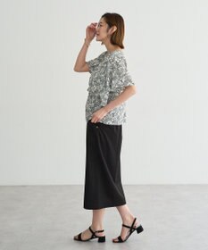 YECCA VECCA ラインフルーツ柄ラッフルブラウス