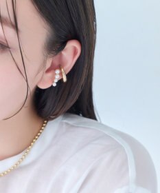 Phoebe 〈シリーズ累計販売10000点突破！〉≪雑誌掲載商品≫ドレッシングパールイヤーカフ　ゴールド