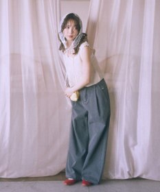 earth music&ecology ワンポイントロゴ刺繍デニムパンツ