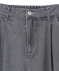 earth music&ecology ワンポイントロゴ刺繍デニムパンツ