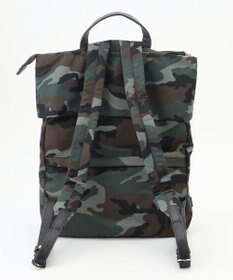 Y'SACCS ナイロン牛革リュック