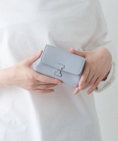 IACUCCI アバ ウォレット CERVO