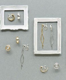 Phoebe 【痛くないシリーズ/金属アレルギー対応】スウィングクリスタルループフィットイヤリング　ゴールド