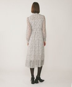 GRACE CONTINENTAL チェーンチェックプリントワンピース